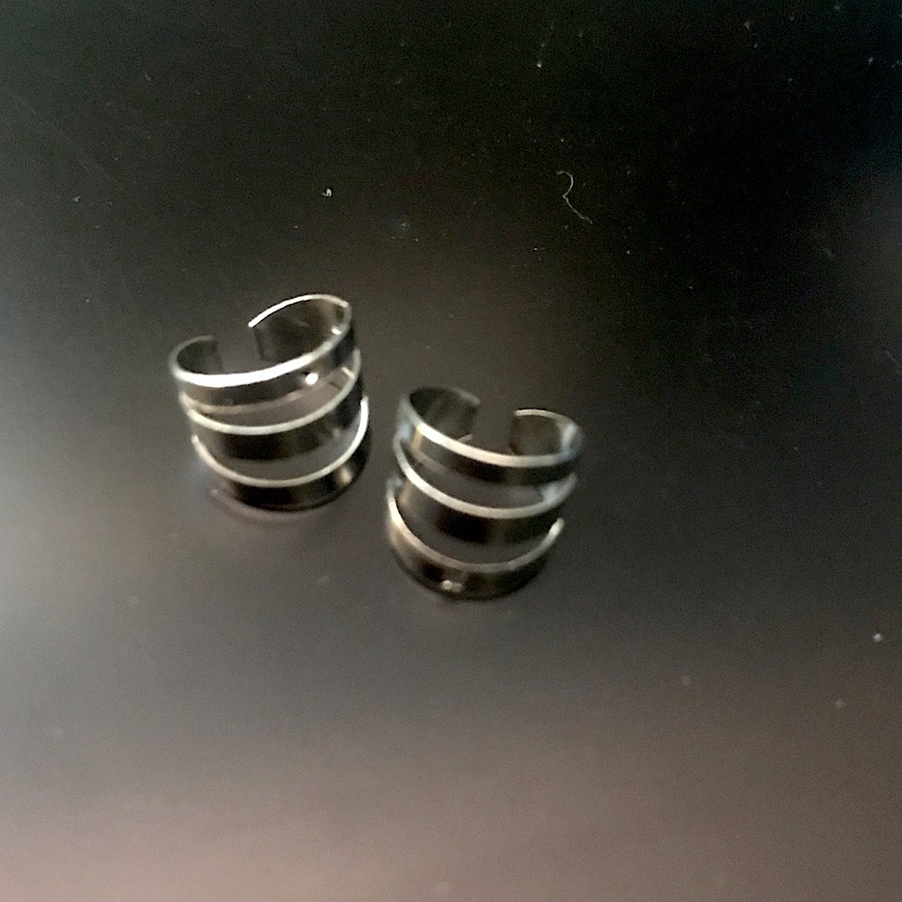 Surgical Ear Cuffs